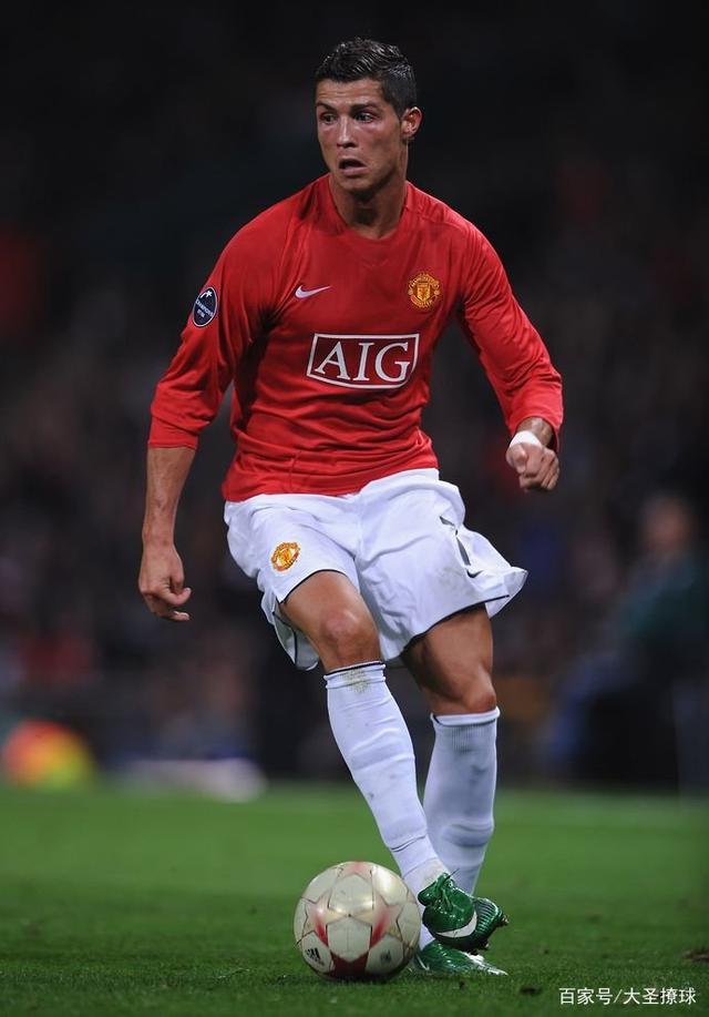 德罗巴回归赛场，逆转首场状态亮眼，曼联观众沸腾！的简单介绍